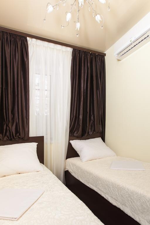 Hotel Cristal Odesa Habitación foto