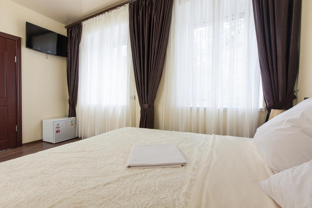 Hotel Cristal Odesa Habitación foto